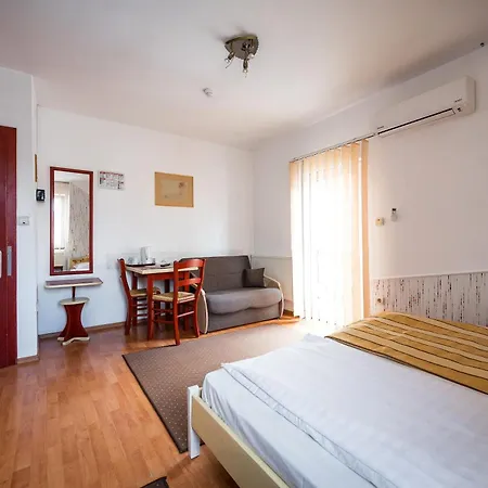 Sugas Hotel Sfantu Gheorghe (Covasna)