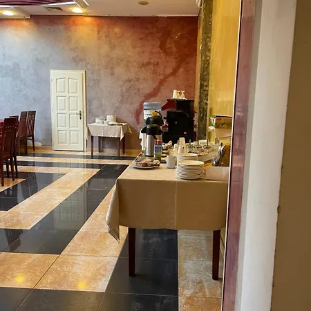 Sugas Hotel Sfantu Gheorghe (Covasna)